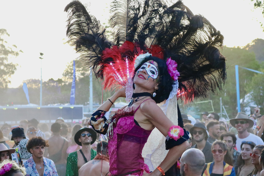 The Best Stilt Walkers in Sydney